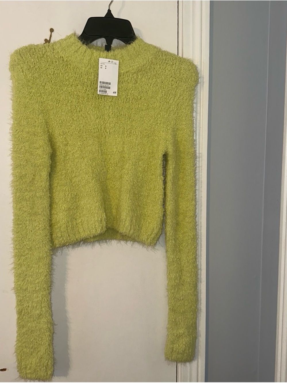 H&M Neon Lime Fuzzy Cropped Turtleneck Sweater